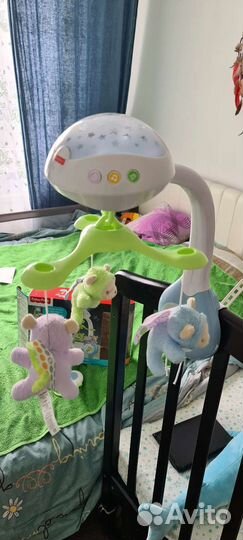 Мобиль на кроватку fisher price
