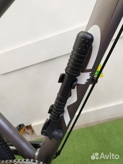 Насос для велосипеда с креплением на раму