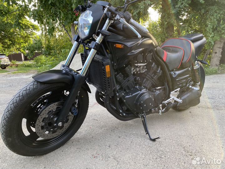 Yamaha V-Max 1200