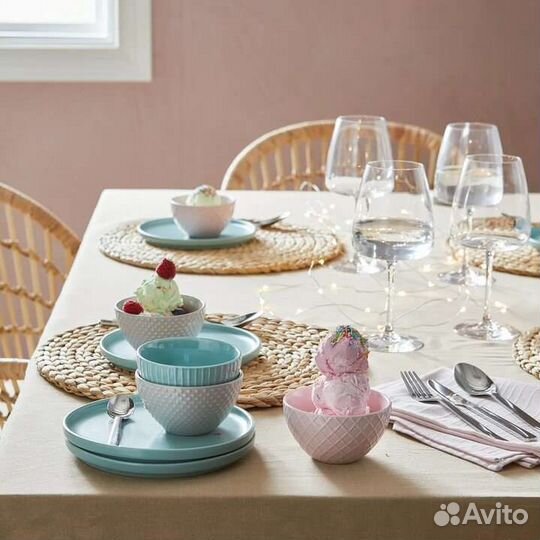 Кружки и тарелки десертные икеа