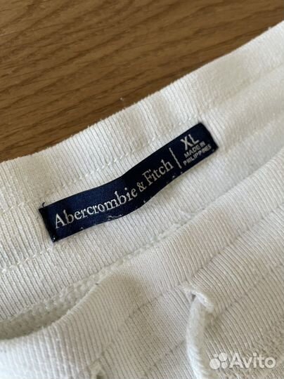Широкие штаны Abercrombie & Fitch
