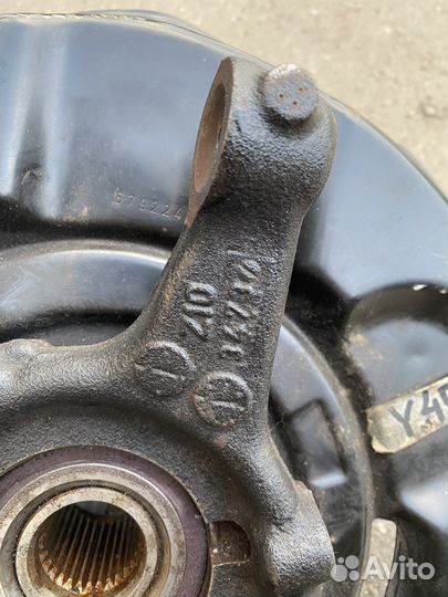 Кулак поворотный задний правый BMW F30