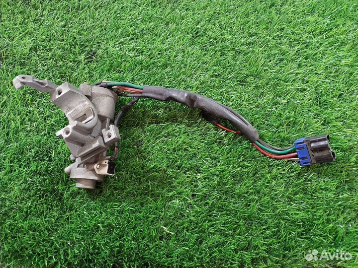 Замок зажигания Kia Carnival (UP/GQ) I