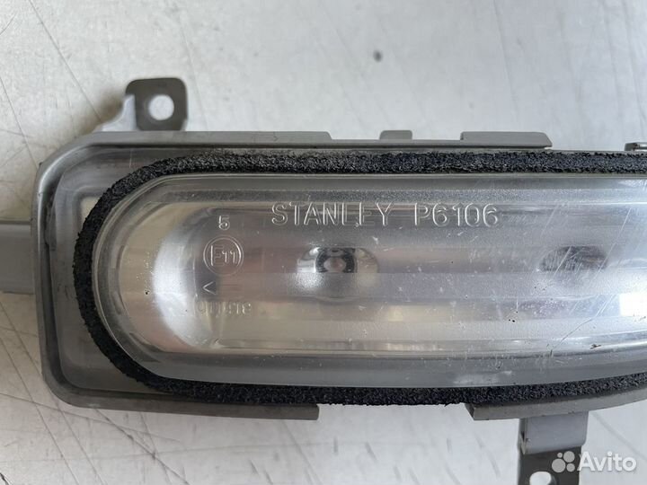 Повторитель поворота в зеркало L Mazda CX-7