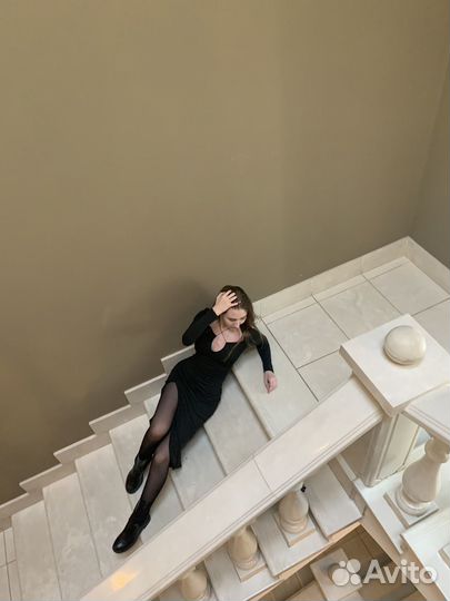 Платье вечернее черное s