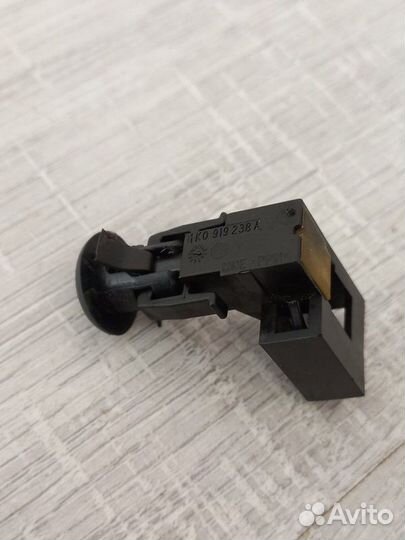 Индикатор сигнализации передний левый Skoda