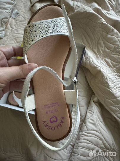Босоножки для девочки 36р