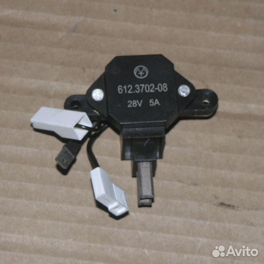 Регулятор напряжения камаз, маз 28V 5А (Энергомаш)