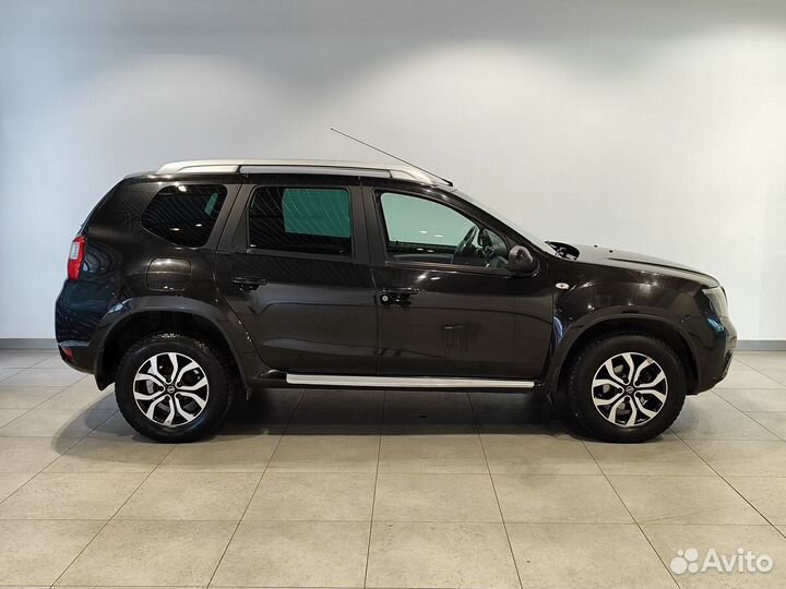 Nissan Terrano 2.0 AT, 2015, 208 445 км