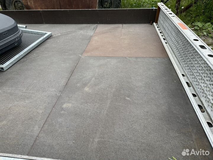 Прицеп легковой