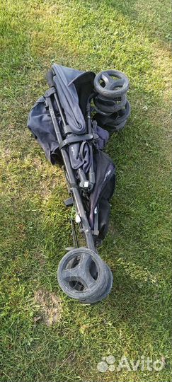Прогулочная коляска трость