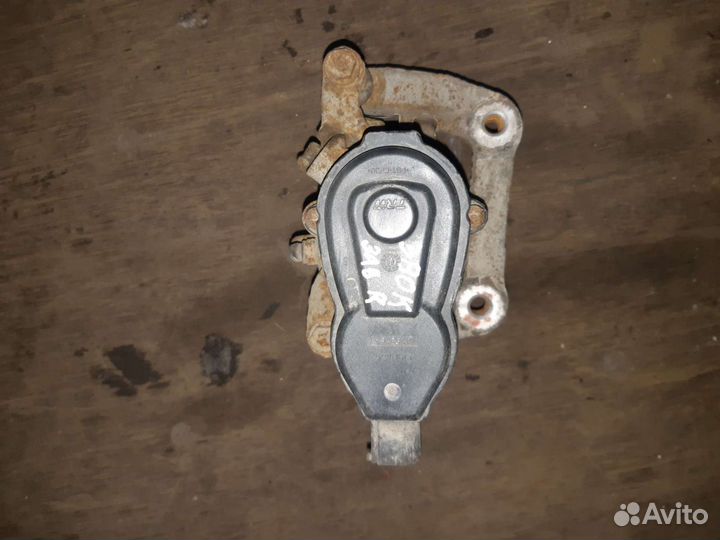 Land Rover Range Rover Evoque суппорт задний