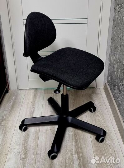 Компьютерное кресло IKEA