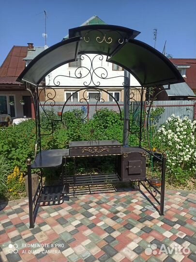 Кованый мангал с крышей купить