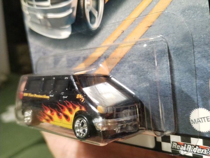Hot wheels premium dodge van