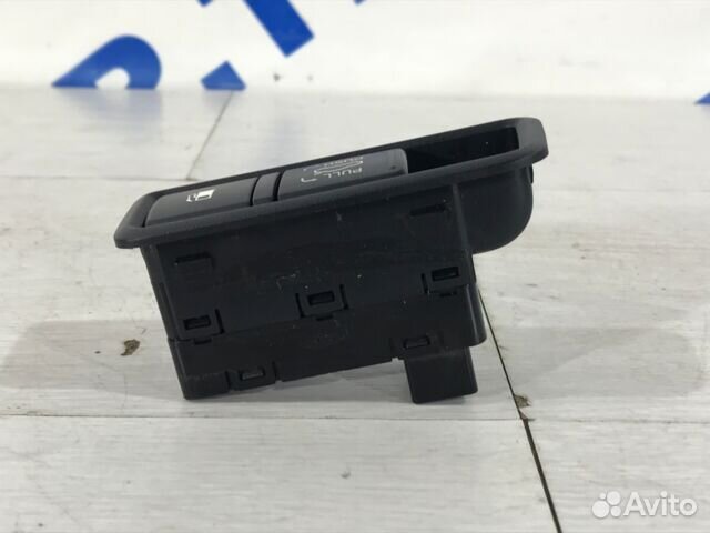 Кнопка открывания багажника KIA quoris 3.8 ат