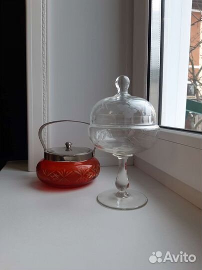 Хрустальная сахарница с крышкой