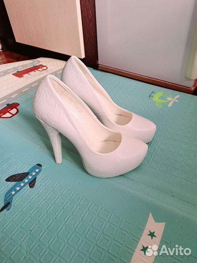 Туфли женские