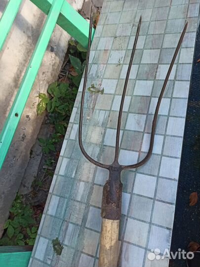 Лом, вилы, тяпка СССР