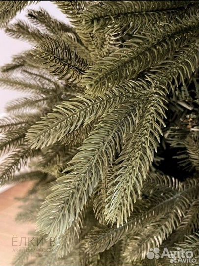 Елка новогодняя литая