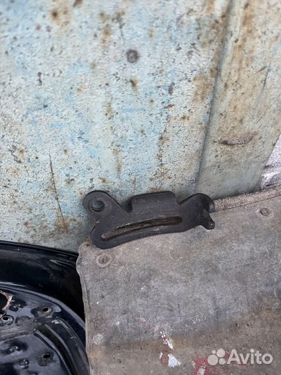 Натяжитель Ремня Генератора Kia Spectra,Rio 1