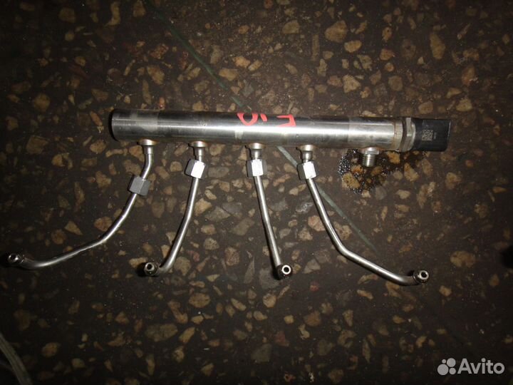 Топливная рампа для двигателей BMW N20 7585411