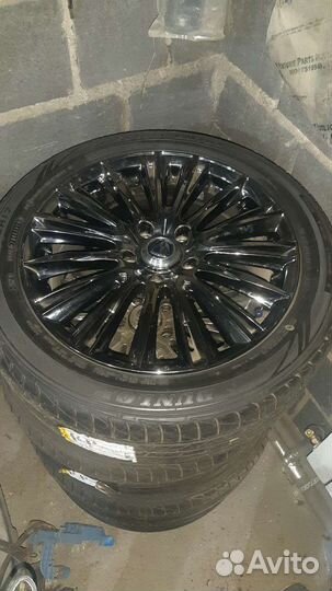 Комплект Rays Versus Stratagia R17+ dunlop