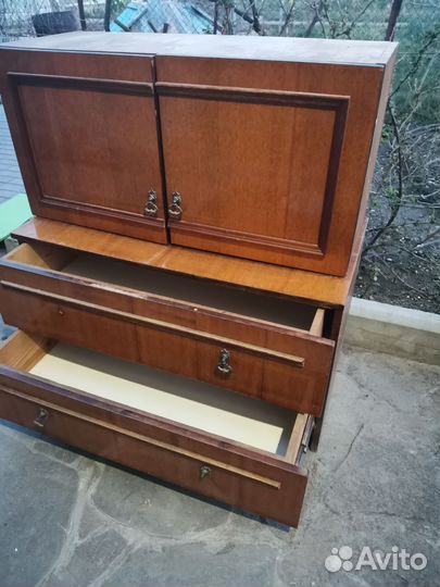 Шкаф и комод бу