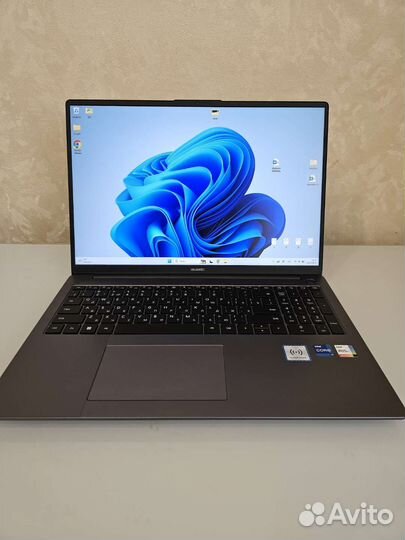 Huawei matebook d16 i7 12700H 16/512 на гарантии