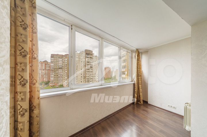 3-к. квартира, 108 м², 10/16 эт.