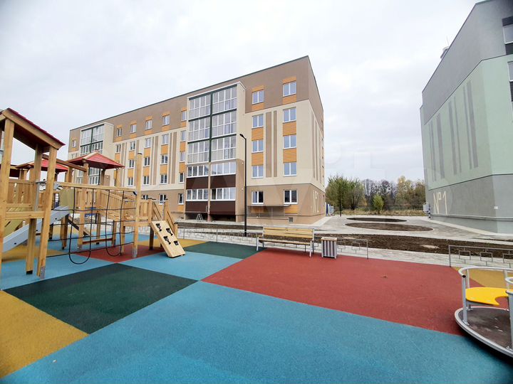 3-к. квартира, 84 м², 1/5 эт.