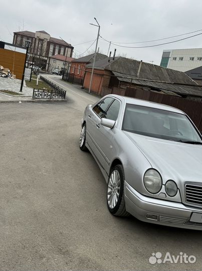 Mercedes-Benz E-класс 2.3 AT, 1997, 300 000 км
