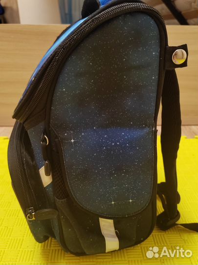 Рюкзак для мальчика (ранец)