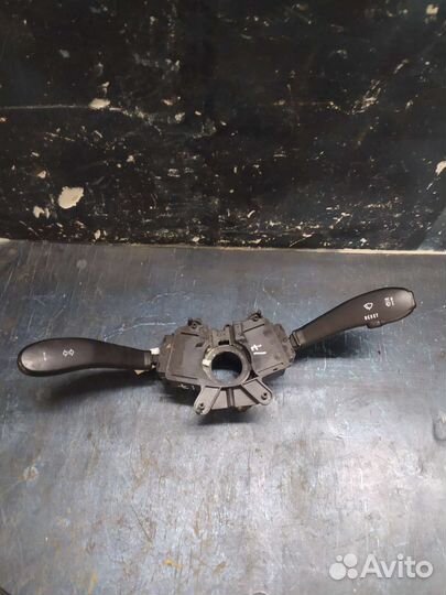 Блок подрулевых переключателей LADA Priora