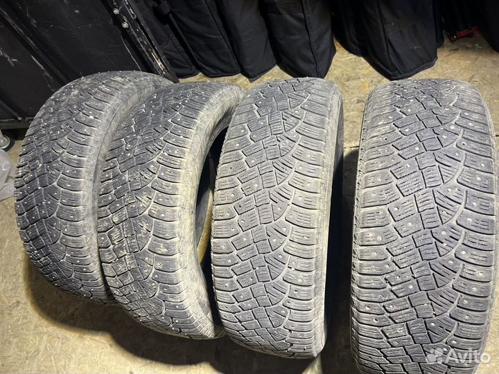 Continental IceContact 2 SUV 215/65 R16 102