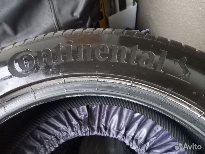 Continental UltraContact 225/55 R19 99V