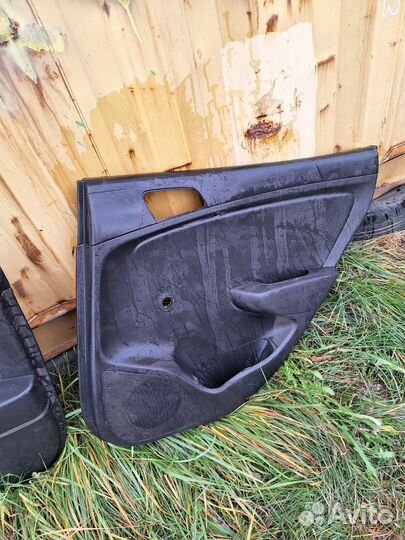 Hyundai solaris 1 обшивка двери