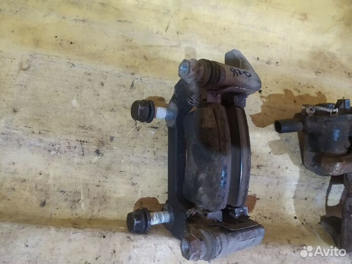 Суппорт тормозной задний правый Audi A4 B8