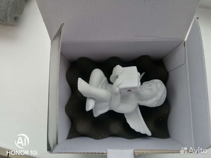 Статуэтка ангел с подарком, Rosenthal, 11 см