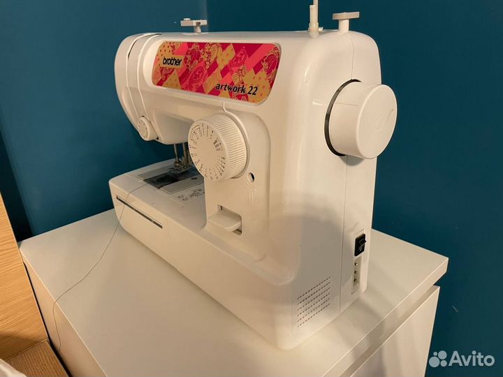 Швейная машина Brother Artwork 22