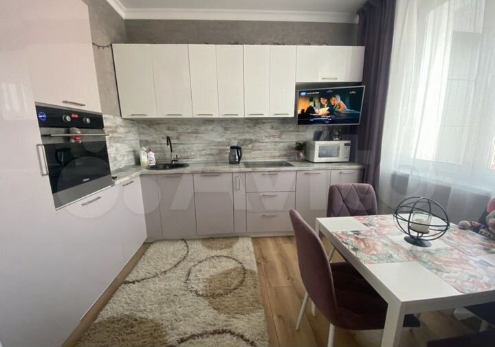 2-к. квартира, 50,1 м², 1/9 эт.