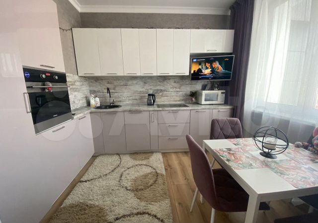 2-к. квартира, 50,1 м², 1/9 эт.