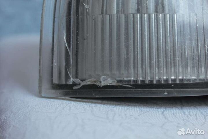 Габарит передний левый на Toyota Corona AT 170