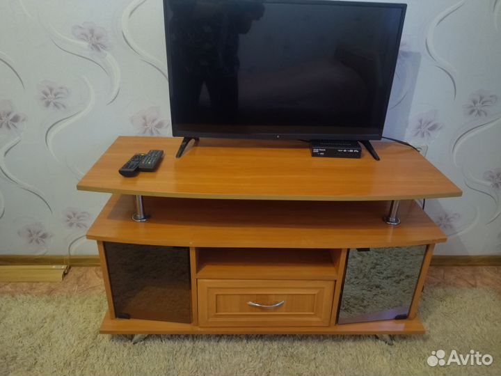Тумба под телевизор