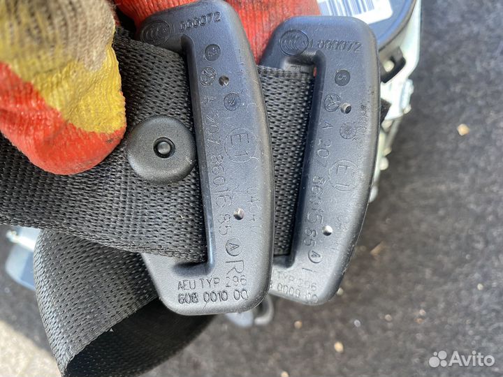 Ремень безопасности передний Mercedes W207