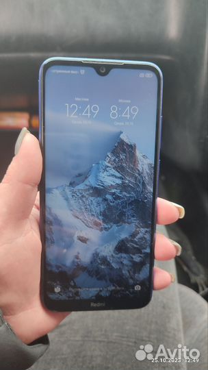 Xiaomi Redmi 8, 3/32 ГБ