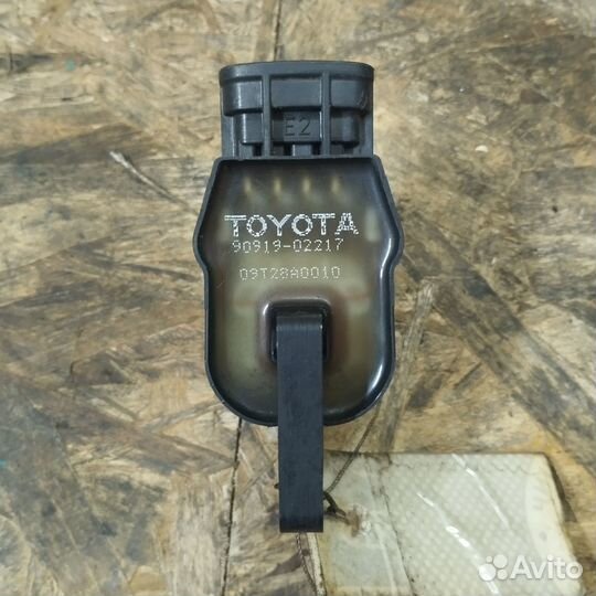 Катушка зажигания Toyota Ipsum SXM10 3S-FE 90919-0