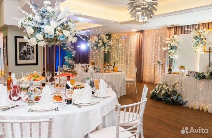 Аренда ваз с цветочными композициями