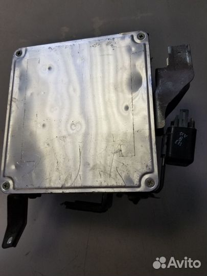 Блок управления двигателем