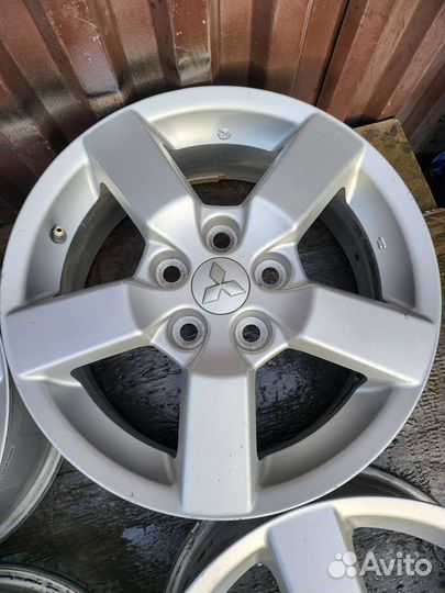 Диски литые R16